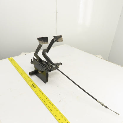Nissan 2-Pedal Foot Brake Controls Assembly From A MGU1E2A25LV Forklift