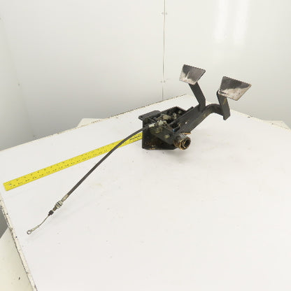 Nissan 2-Pedal Foot Brake Controls Assembly From A MGU1E2A25LV Forklift