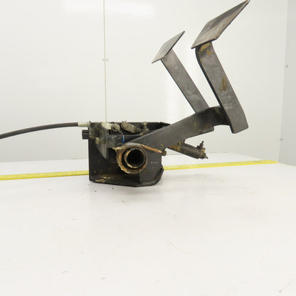 Nissan 2-Pedal Foot Brake Controls Assembly From A MGU1E2A25LV Forklift