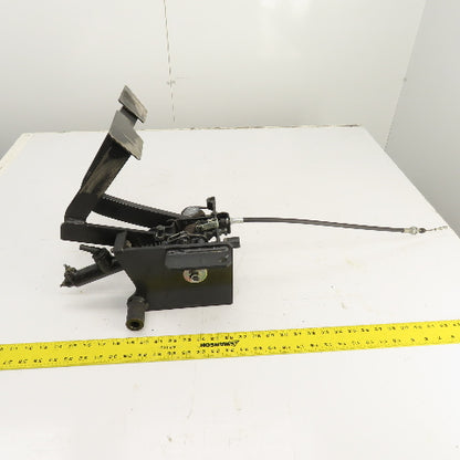 Nissan 2-Pedal Foot Brake Controls Assembly From A MGU1E2A25LV Forklift