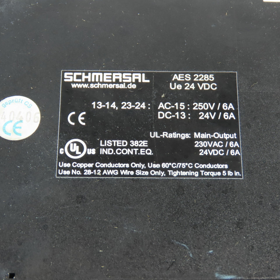 Schmersal AES2285 24VDC Safety Monitoring Relay Module 6 Output