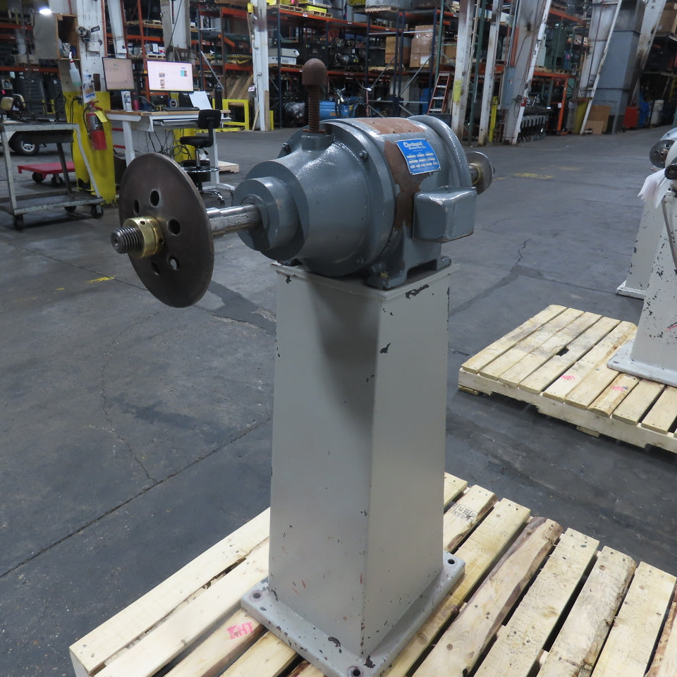 Cincinnati 202-103 Model 102 3HP 480V Pedestal Buffer 3600RPM 1-1/4" Arbor