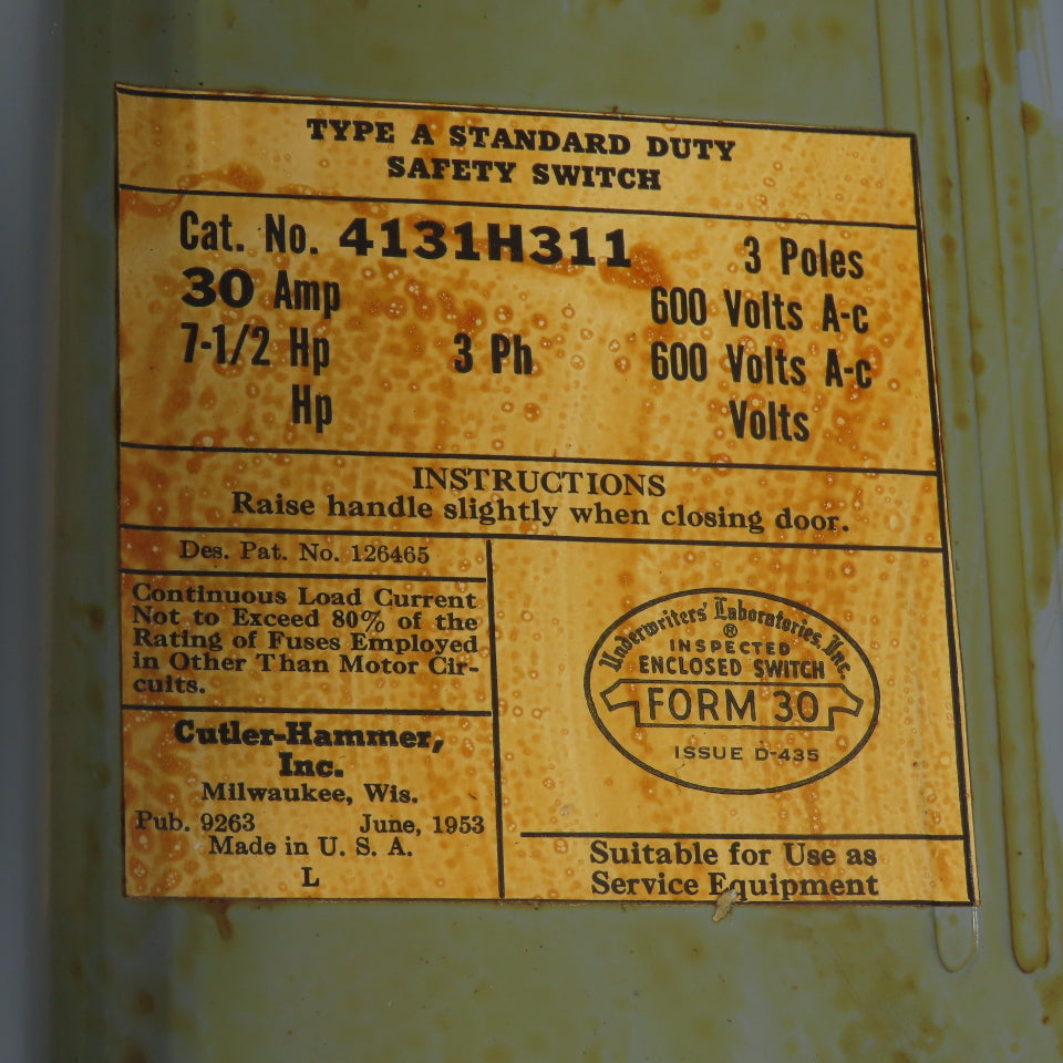 Cutler-Hammer 4131H311 30A Fusible Safety Disconnect Switch 3Ph 600VAC 7-1/2HP