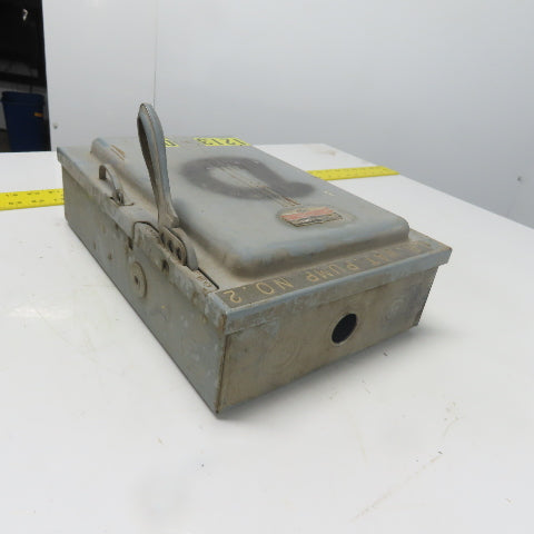 Cutler-Hammer 4131H311 30A Fusible Safety Disconnect Switch 3Ph 600VAC 7-1/2HP