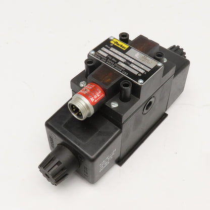 Parker D3W1CNYCF56 5/3 Position Closed Center Hydraulic Valve 110/120V Coil