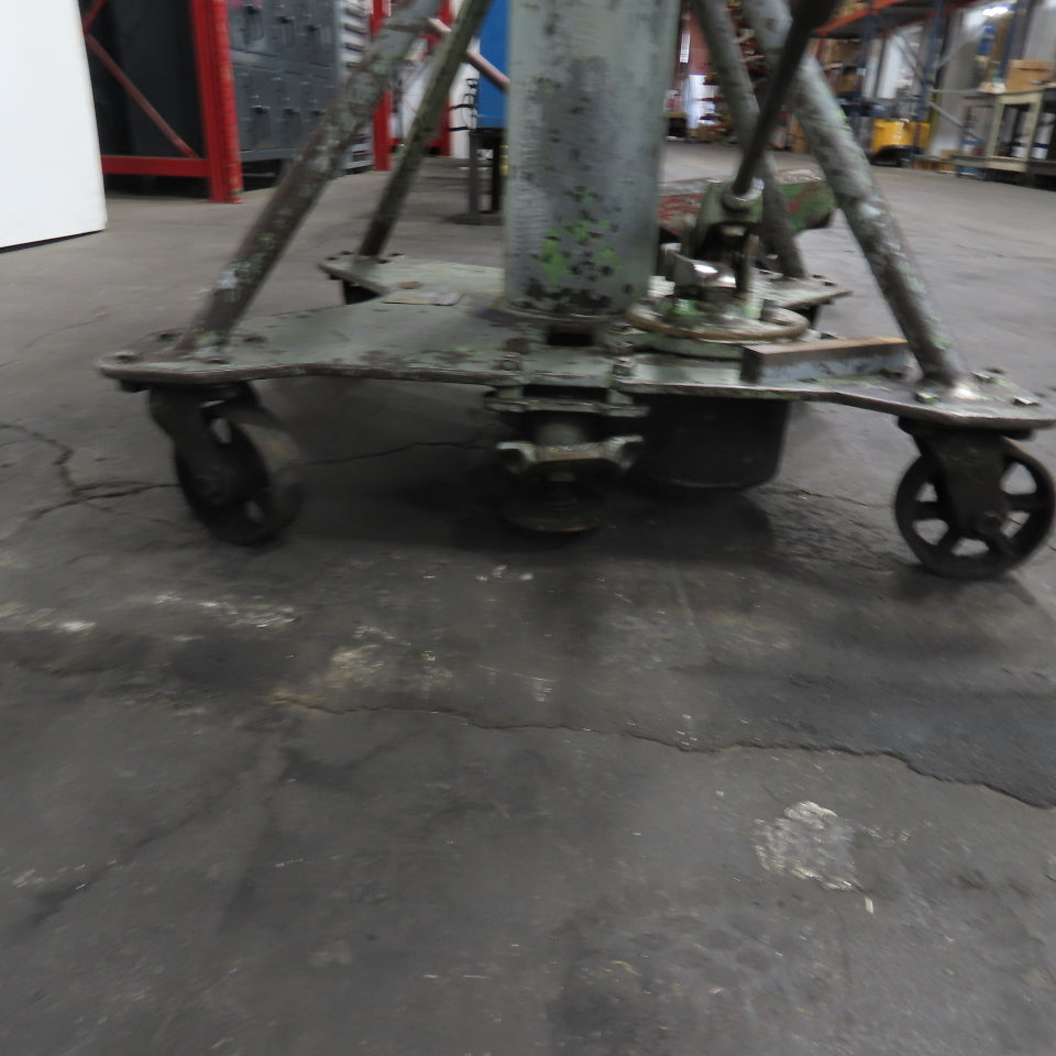 Bohl Equipment Co. Manual Foot Powered Lift Cart Table 29"x 26-1/2"Top W/Casters