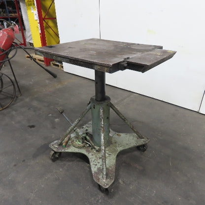 Bohl Equipment Co. Manual Foot Powered Lift Cart Table 29"x 26-1/2"Top W/Casters