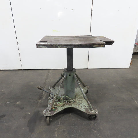 Bohl Equipment Co. Manual Foot Powered Lift Cart Table 29"x 26-1/2"Top W/Casters