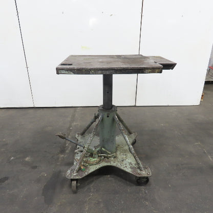 Bohl Equipment Co. Manual Foot Powered Lift Cart Table 29"x 26-1/2"Top W/Casters