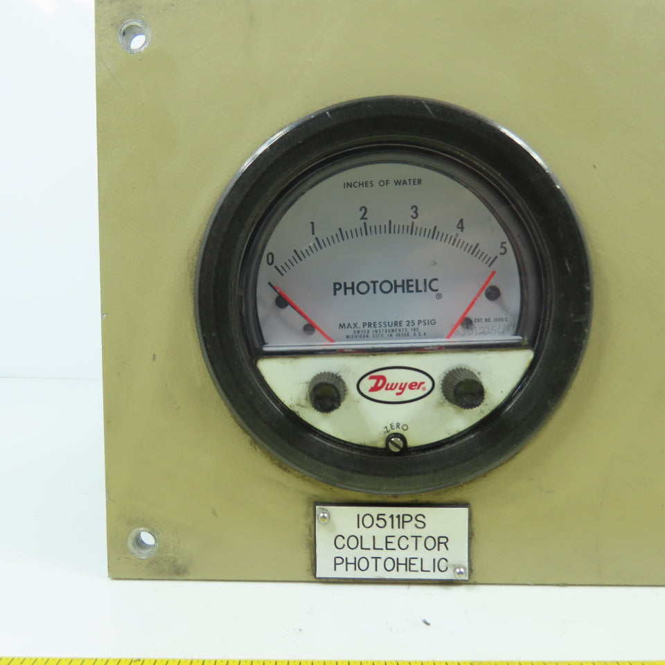 Dwyer Instruments 3005 C Photohelic Pressure Switch Gauge 25PSIG Max W/ Mount