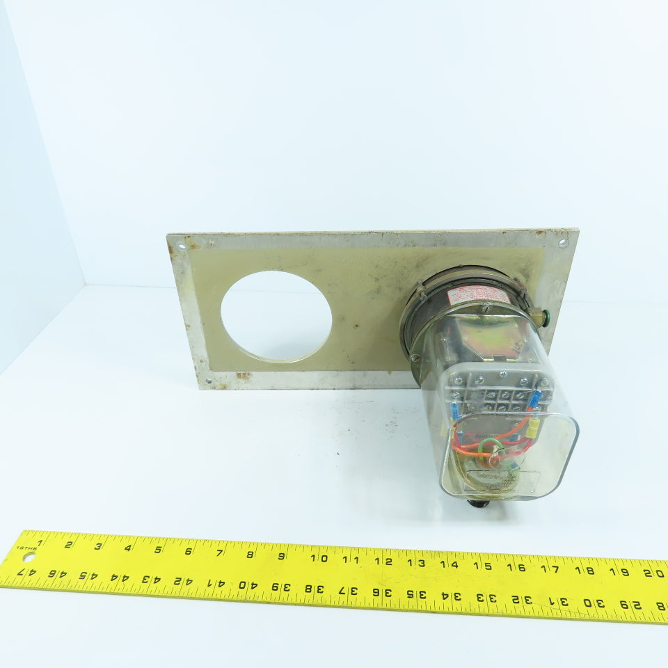 Dwyer Instruments 3005 C Photohelic Pressure Switch Gauge 25PSIG Max W/ Mount