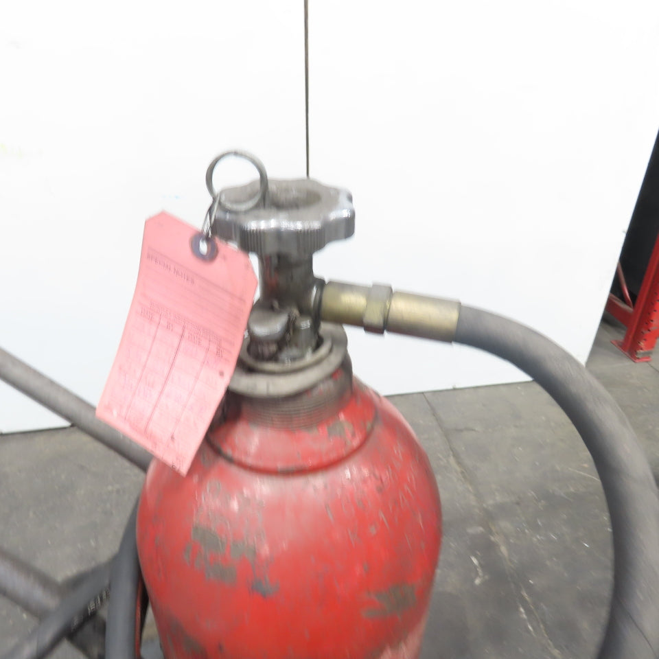 Portable Wheeled Carbon Dioxide Stored Pressure Fire Extinguisher