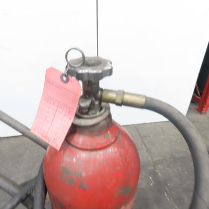 Portable Wheeled Carbon Dioxide Stored Pressure Fire Extinguisher