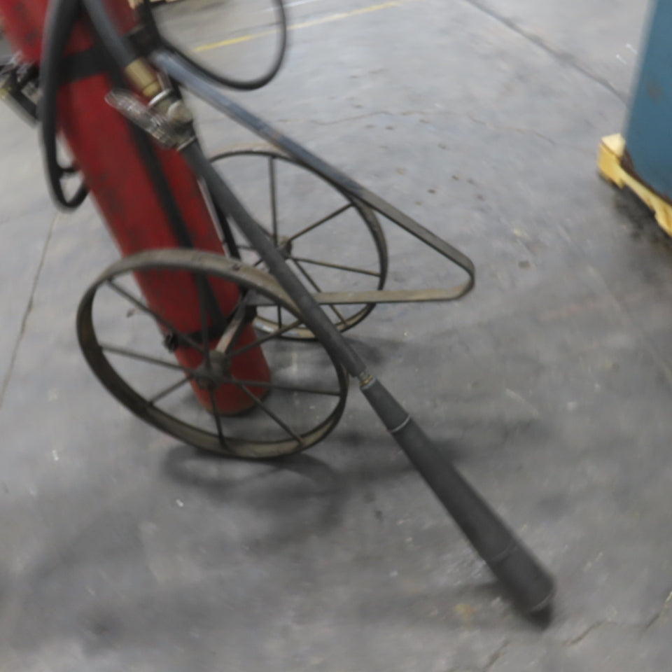 Portable Wheeled Carbon Dioxide Stored Pressure Fire Extinguisher