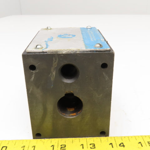 Vickers DG4S4-012C-50 5/3 Position Valve Body Only No Spool Or Coils