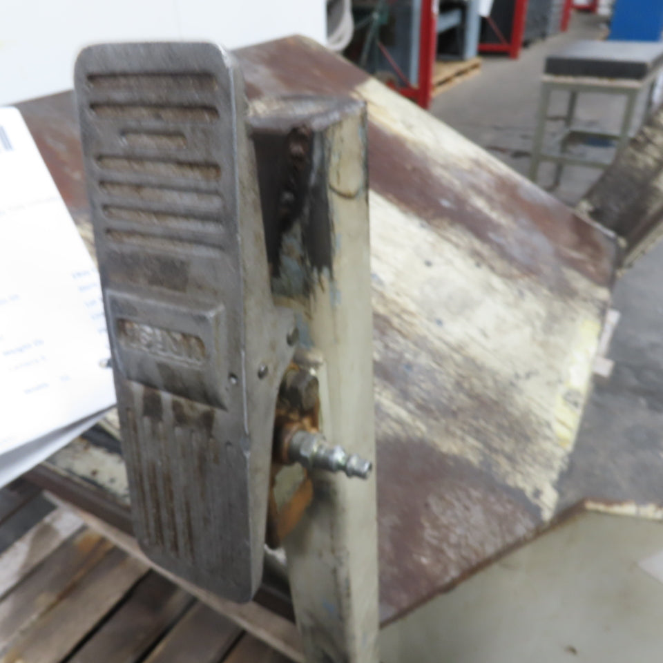 Airfloat T-8B-58-02 6000LBS Pneumatic Air Tilt Table Tote Unloader Tipper 46x48"