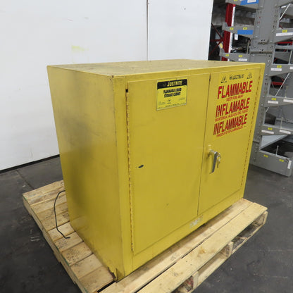 Justrite 25730 22 Gallon Flammable Liquid Storage Cabinet 35" x 22" x 35"