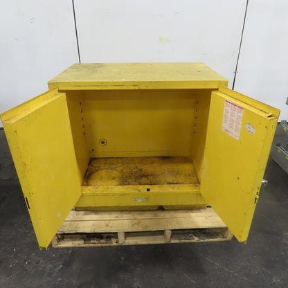 Justrite 25730 22 Gallon Flammable Liquid Storage Cabinet 35" x 22" x 35"