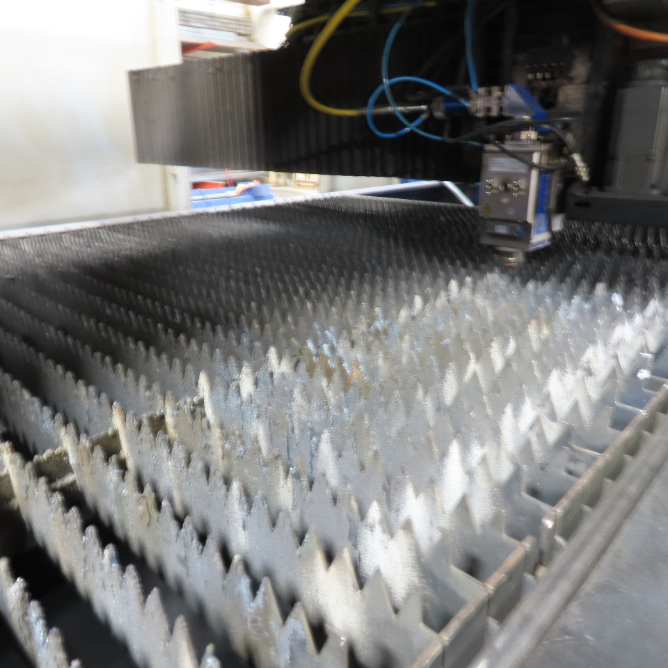 Hankwang PL 3015 Fiber 3KW CNC Laser Cutting Machine 10' x 5' Dual Shuttle Table