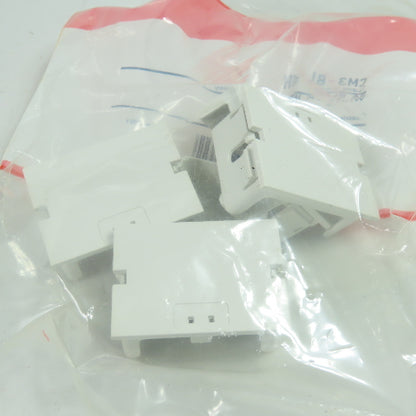 Wiremold CM3-BL-WH 3A Blank Insert (White) Lot Of 25