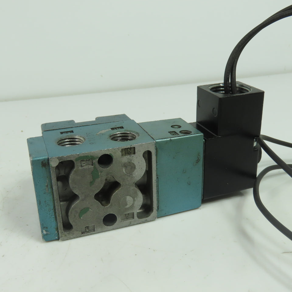 Mac 712C-12-PI-111CA 4-Way Solenoid Valve 150PSI 120V Coil 1/4" NPT