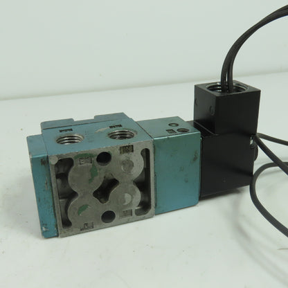 Mac 712C-12-PI-111CA 4-Way Solenoid Valve 150PSI 120V Coil 1/4" NPT