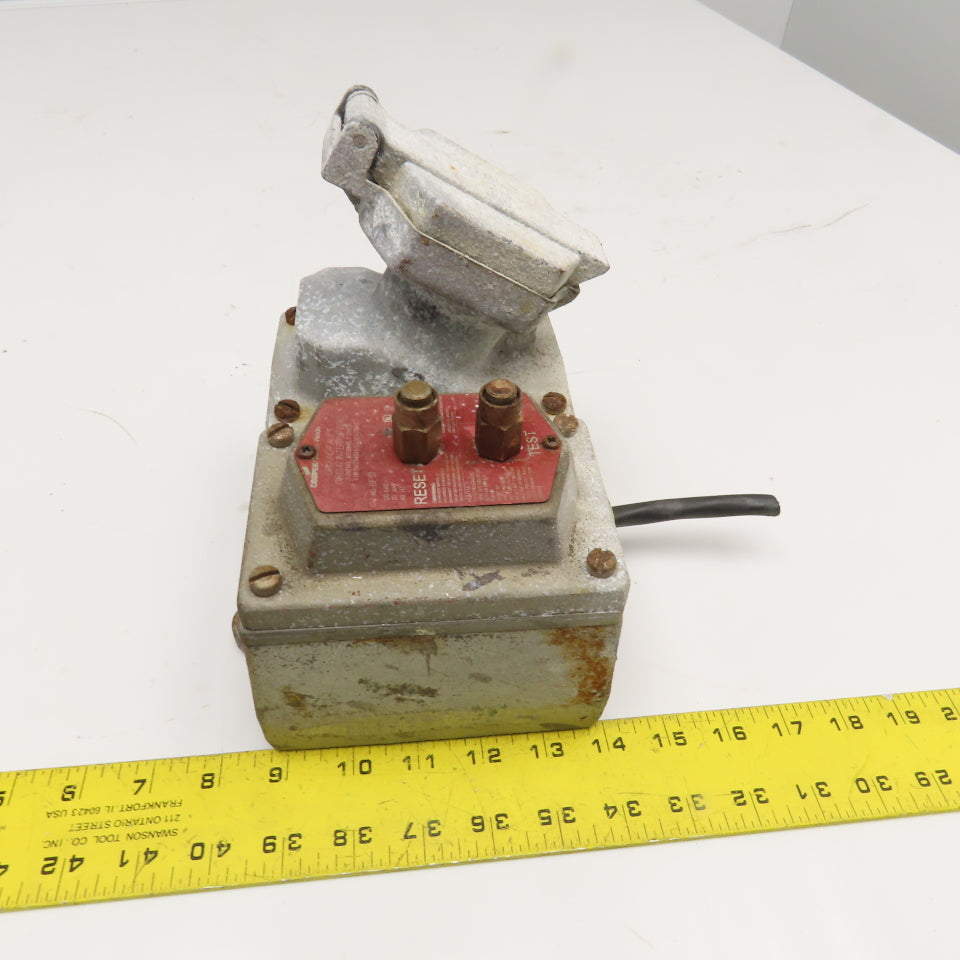 Crouse Hinds GFS1 120VAC 20A Ground Fault Circuit Interrupter Hazardous Location