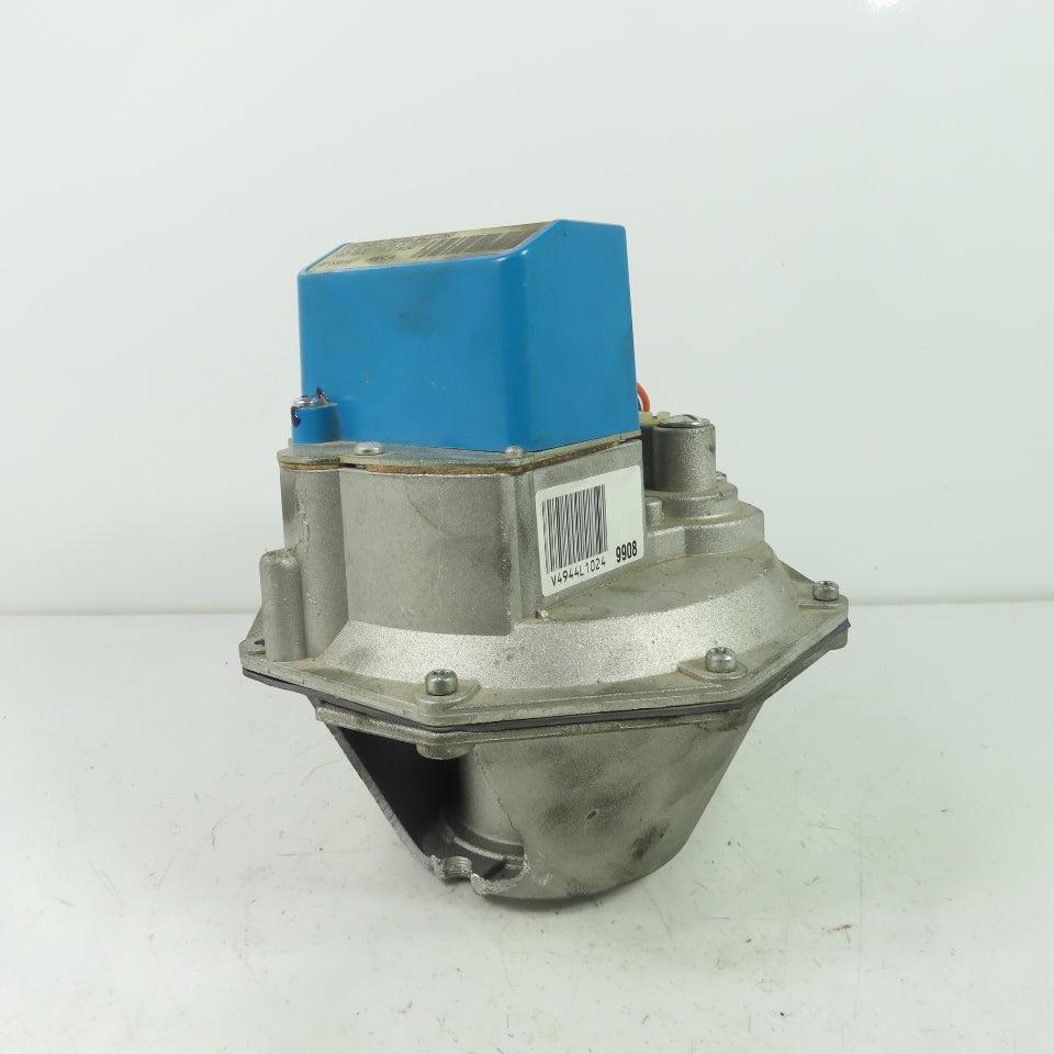 Honeywell V4944 L 1024-LP GAS Diaphragm Gas Valve Two Stage 1-1/4" NPT 120VAC