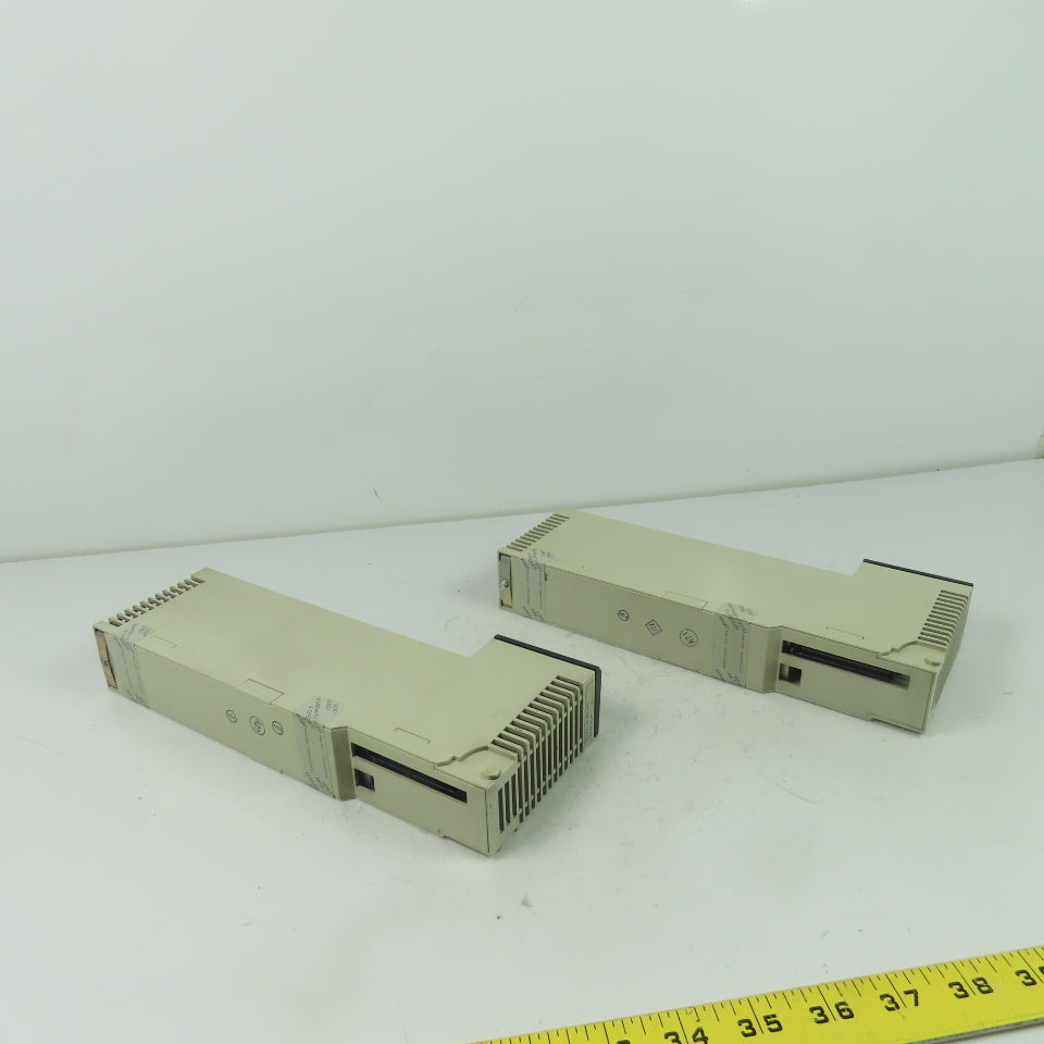 Schneider Automation 140 DAO 842 10 TSX Quantum AC Output Module 100-230V Lot/2