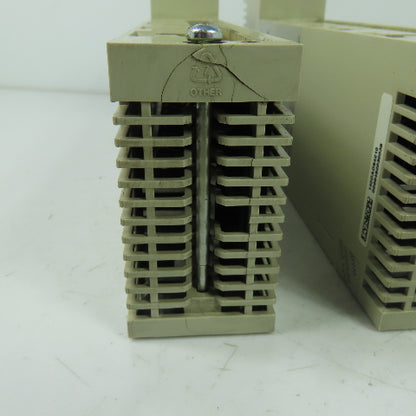 Schneider Automation 140 DAO 842 10 TSX Quantum AC Output Module 100-230V Lot/2