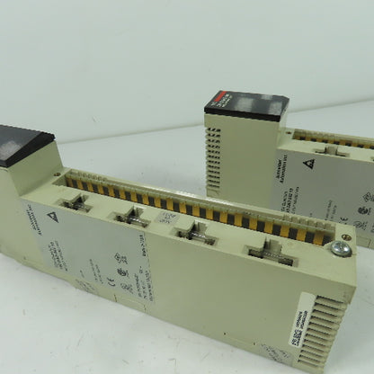 Schneider Automation 140 DAO 842 10 TSX Quantum AC Output Module 100-230V Lot/2