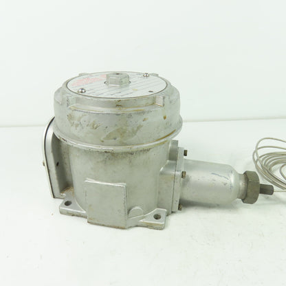 UE United Electric E121 13273 Temperature Switch 480VAC 25°-325°F