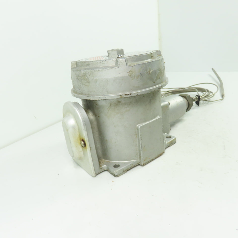 UE United Electric E121 13273 Temperature Switch 480VAC 25°-325°F