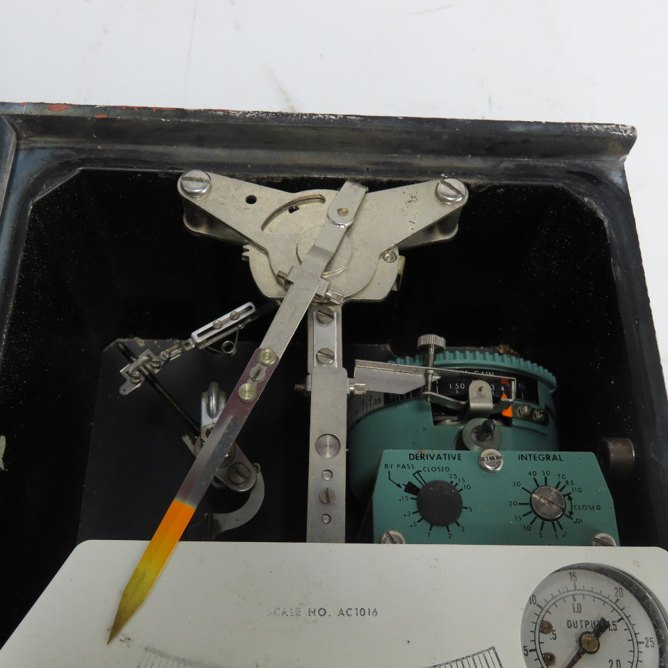 Fisher Controls 5453-11D-332-12F-G30-W160-W261 Differential Pressure Transmitter