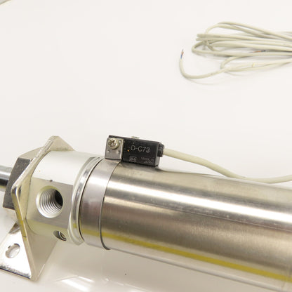 SMC CDM2L40-300A-C73L Double Acting Air Cylinder 40mm Bore 300mm Stroke NEW