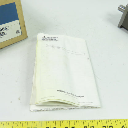 Mitsubishi HF-KP43 AC Servo Motor 102V 2.9A 400W 3000RPM