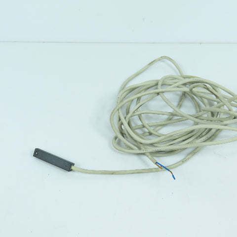 SMC D-Z73 Direct Mount Reed Switch 2-Wire Lot Of 7
