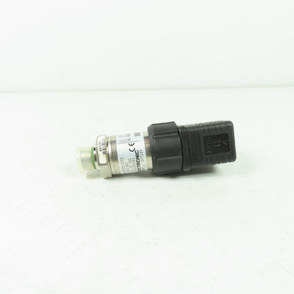 Hydac 4775-B-9000-000 Pressure Transmitter Transducer 12-30VDC 9000PSI NEW