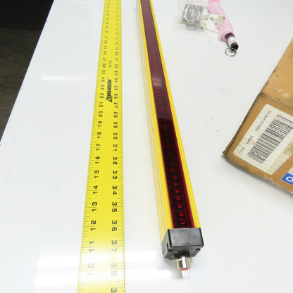 Omron MSF4800-20-0680-R2 Minisafe Light Curtain Receiver 24VDC 0.3-20m Range
