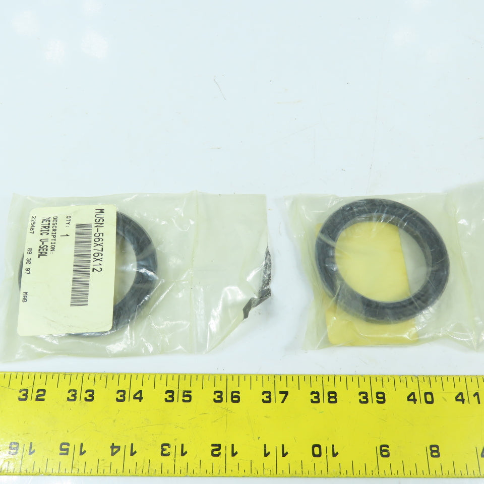 MUSN-56x76x12 225487 Metric U-Seal 56mm ID x 76mm OD x 12mm Wide Lot Of 2