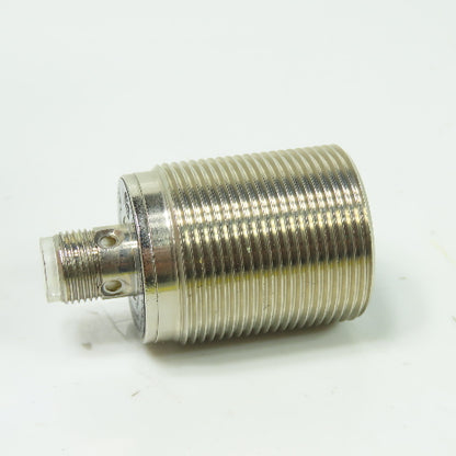 Allen Bradley 872C-MH15NP30-D4 Inductive Proximity Sensor 10-30VDC 3-Pin Male
