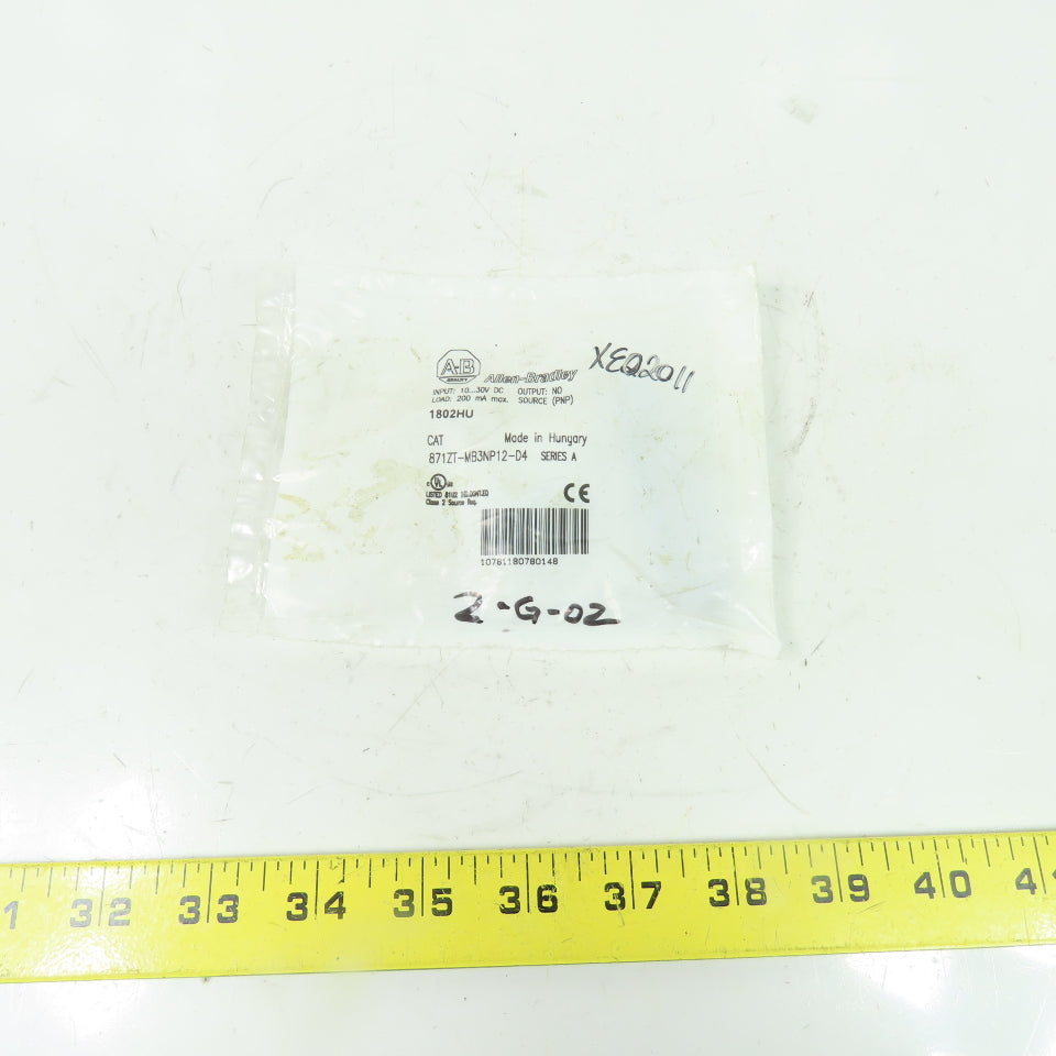 Allen Bradley 871ZT-MB3NP12-D4 Inductive Proximity Sensor 10-30VDC 200mA NEW