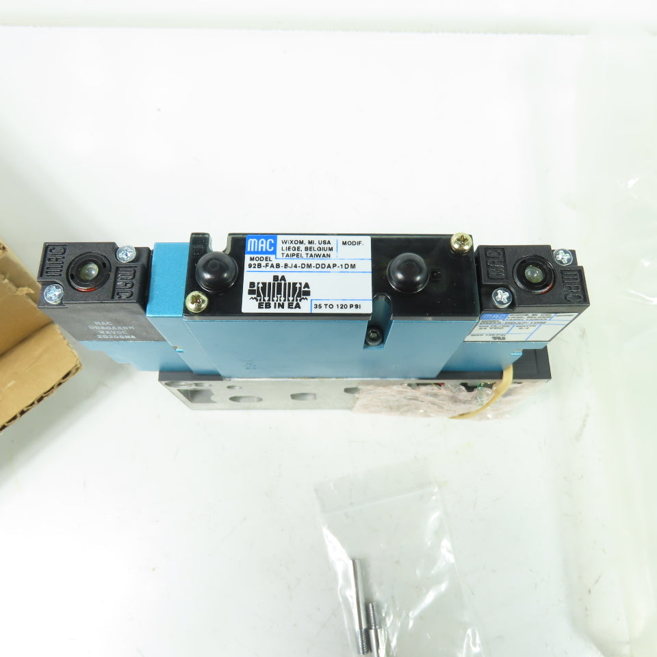 Mac 92B-FAB-BJ4-DM-DDAP-1DM Pneumatic Solenoid Valve 35-120PSI 24VDC NEW
