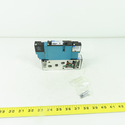 Mac 92B-BAB-BJ4-DM-DDAP-1DM Solenoid Valve 20-120PSI 24VDC