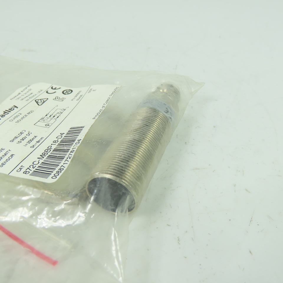 Allen Bradley 872C-M8BP18-D4 SerE Inductive Proximity Sensor Switch 10-30VDC NEW