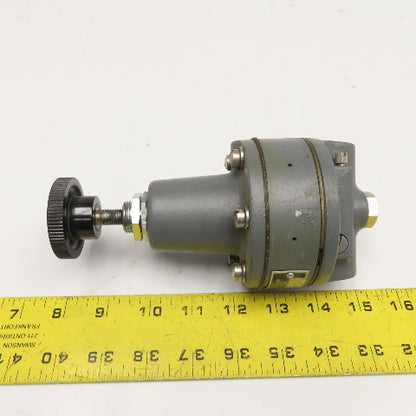 Moore Products 40-30 Nullmatic 1/4" NPT Compressed Air Regulator