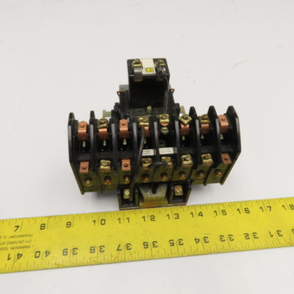 Square D LL0 60 600V AC 250VDC Max Lighting Contactor 120V Coil