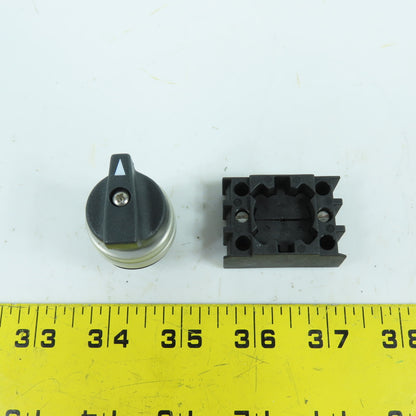 Schmersal 101006377 101006377 2-Position Spring Return Selector Switch