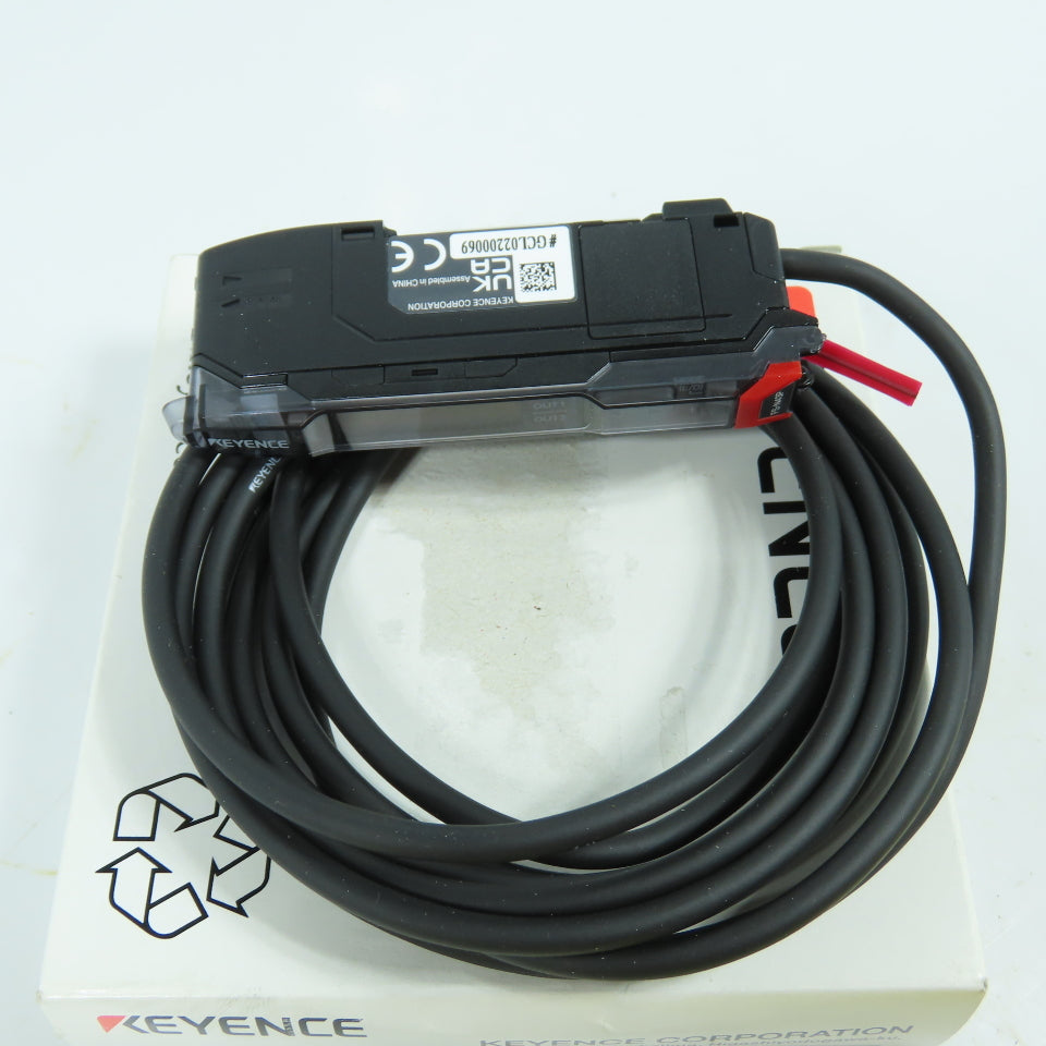 Keyence FS-N43P Digital Fiber Optic Sensor 12-24VDC NEW