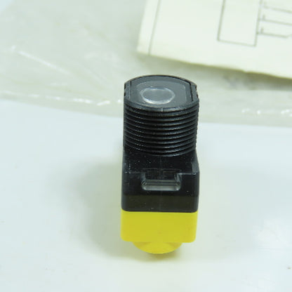 Banner QS186LE10Q8 All Purpose Photoelectric Sensor 10-30VDC 15m Range